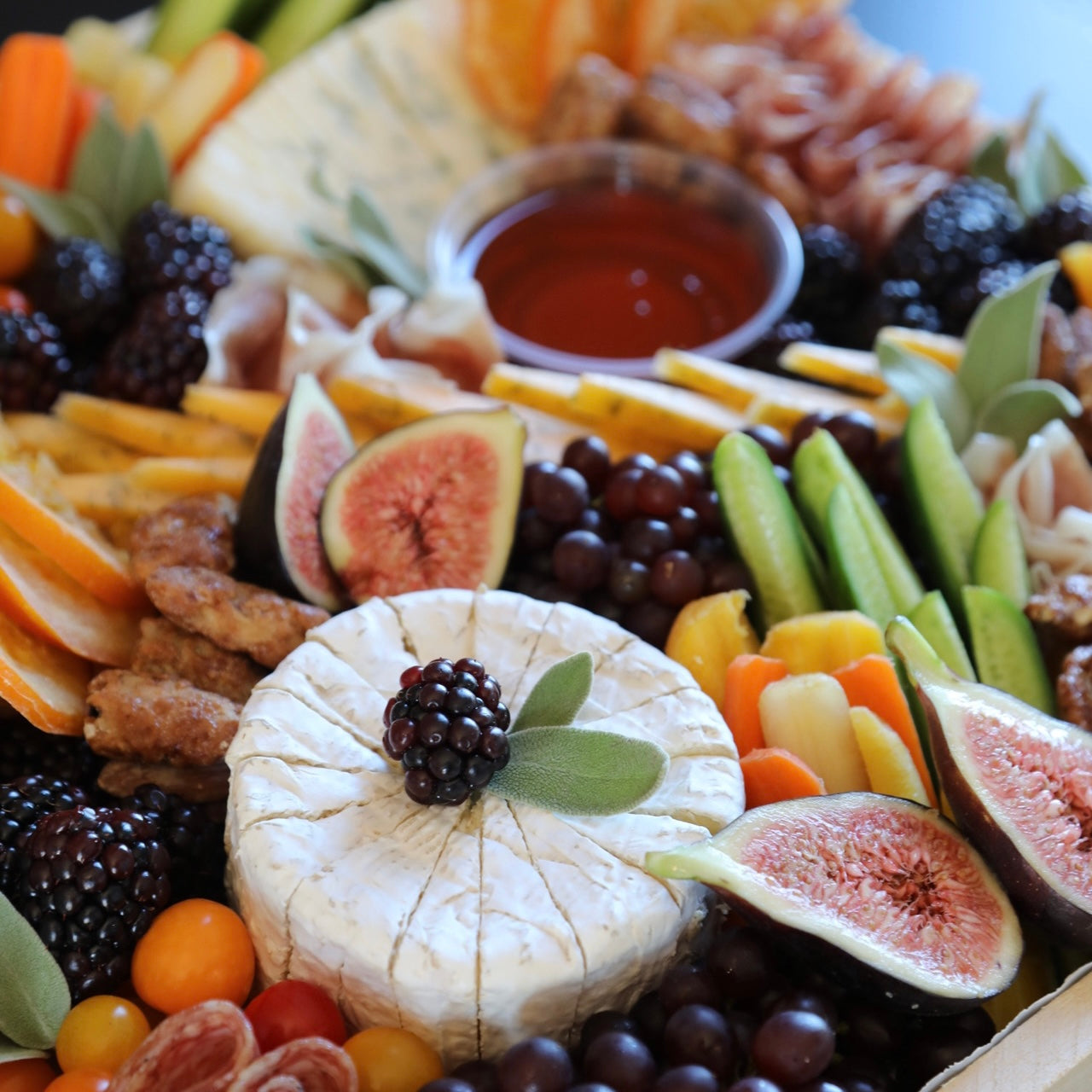 CHARCUTERIE BOARD CLASS - (3.25.2025)