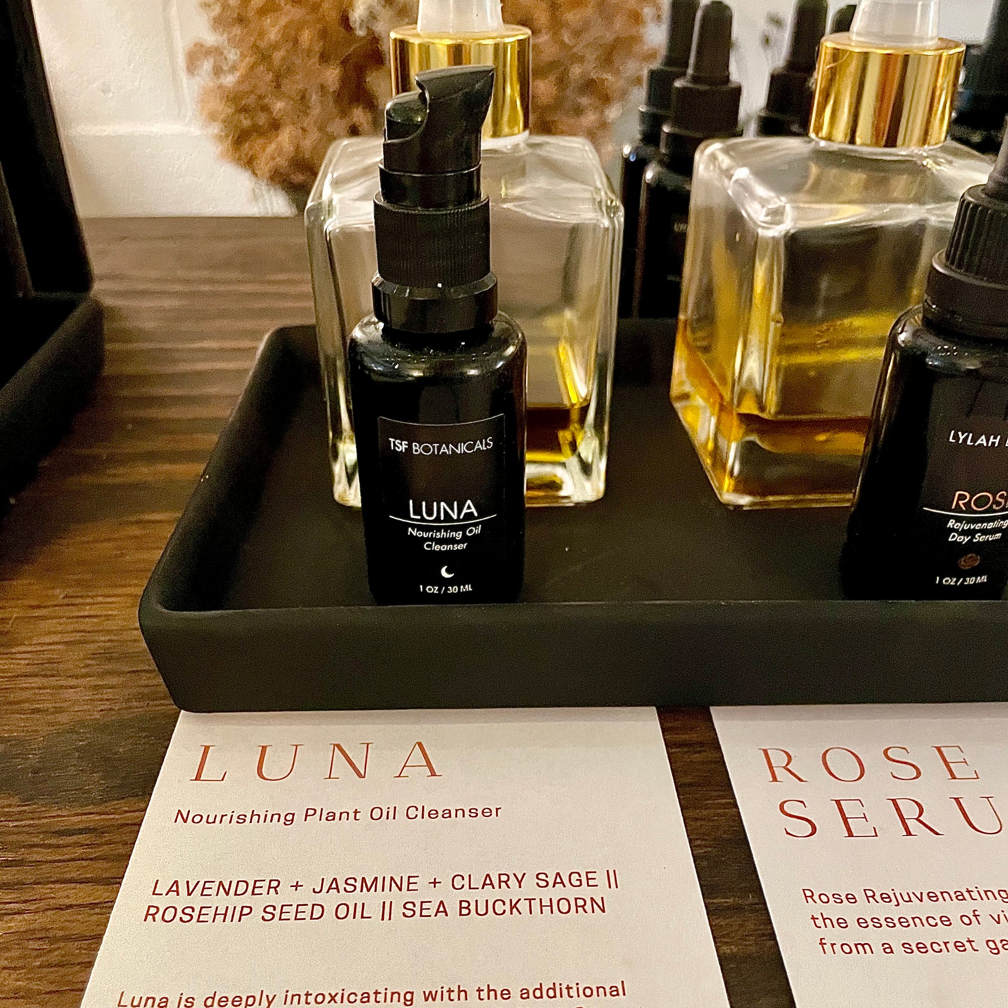 EXPERIENCE THE FARM'S LUNA - OIL CLEANSER
